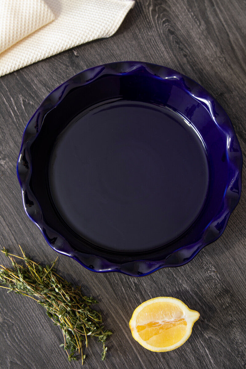 Modern Retro Round Dish With Curved Edges