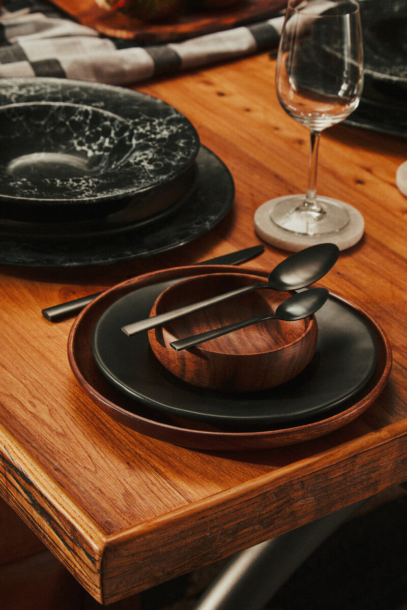Hygge Black Stoneware Dinner Plate