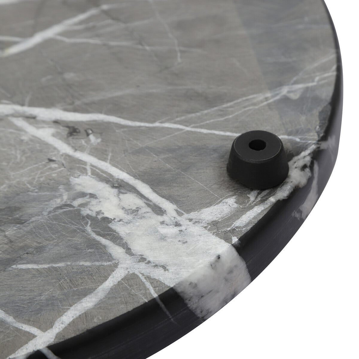 Marmore Black and Gold Marble Round Chopping and Serving Board - Image 4