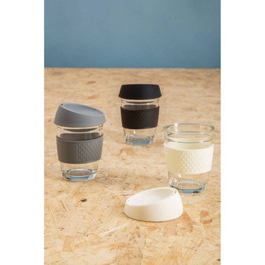 Mimo Glass Mug With Cream Silicone Band Lid