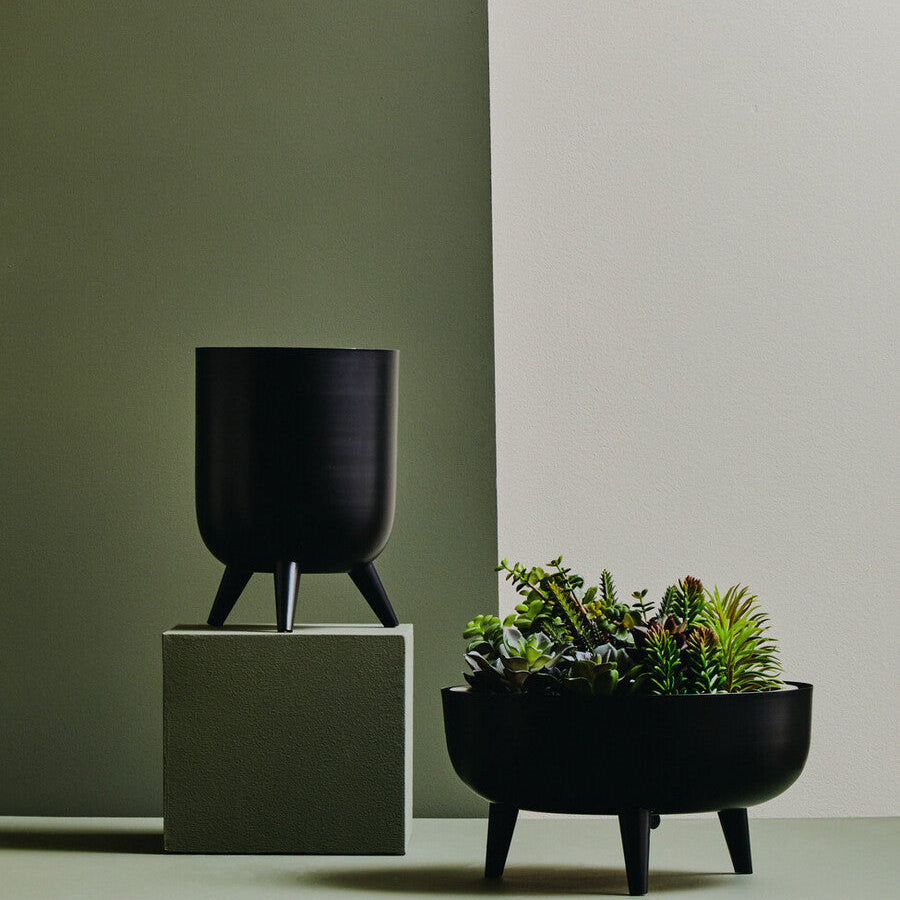 Alina Black Planter