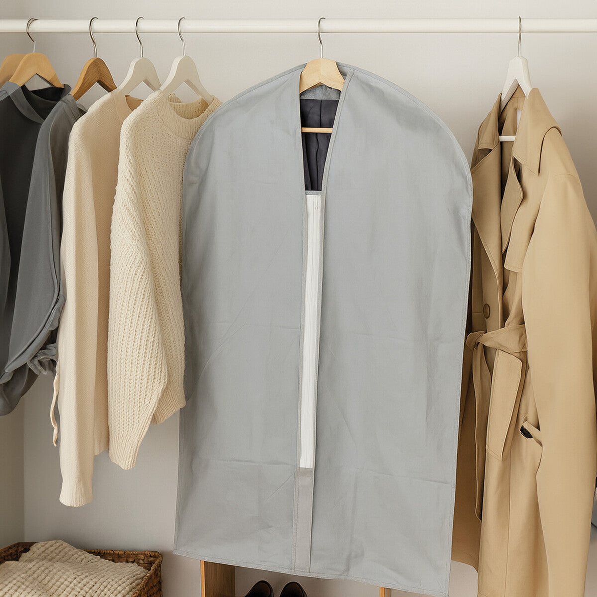 Verti Suit Storage Cover