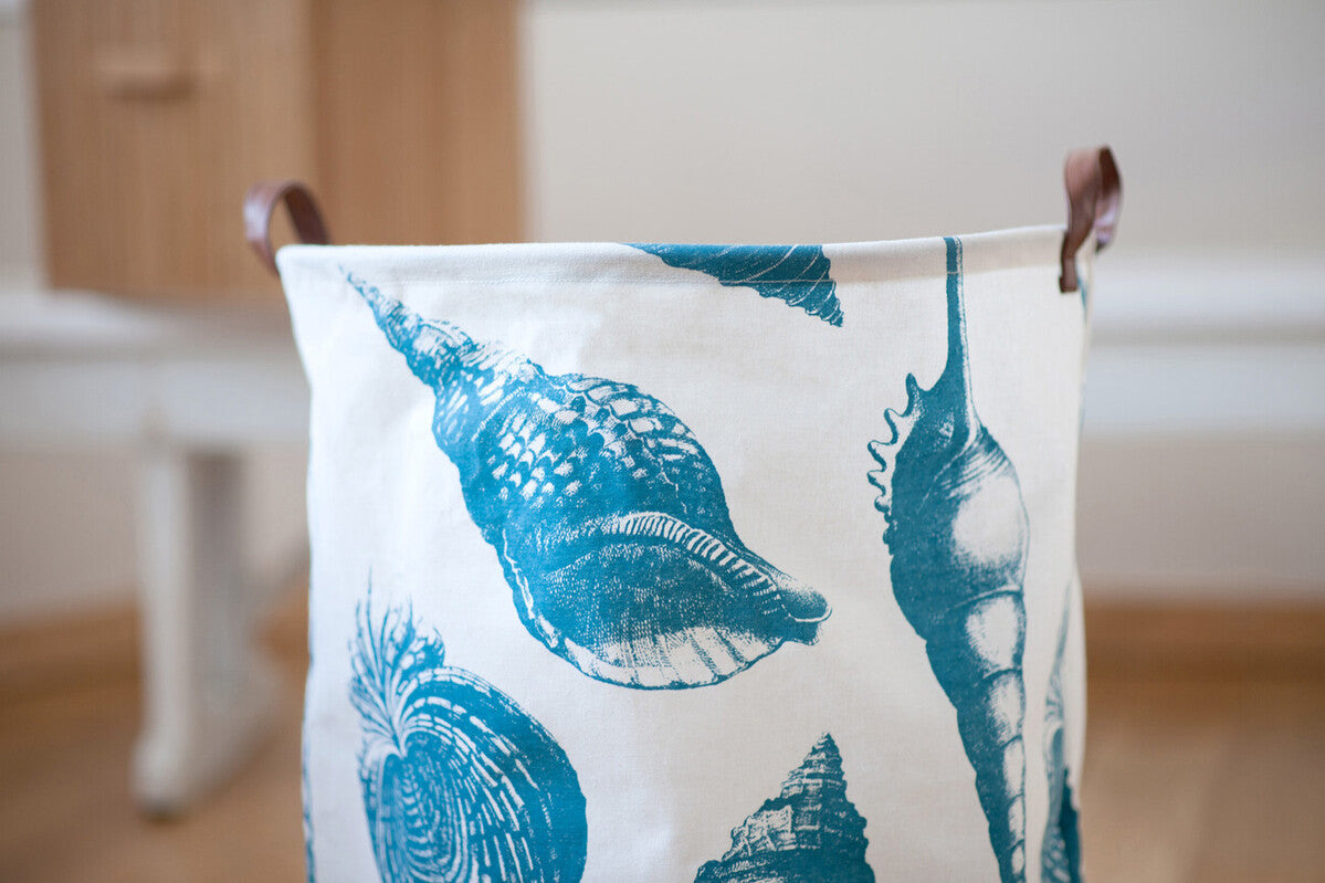 Echo Blue And White Laundry Bag - image 3