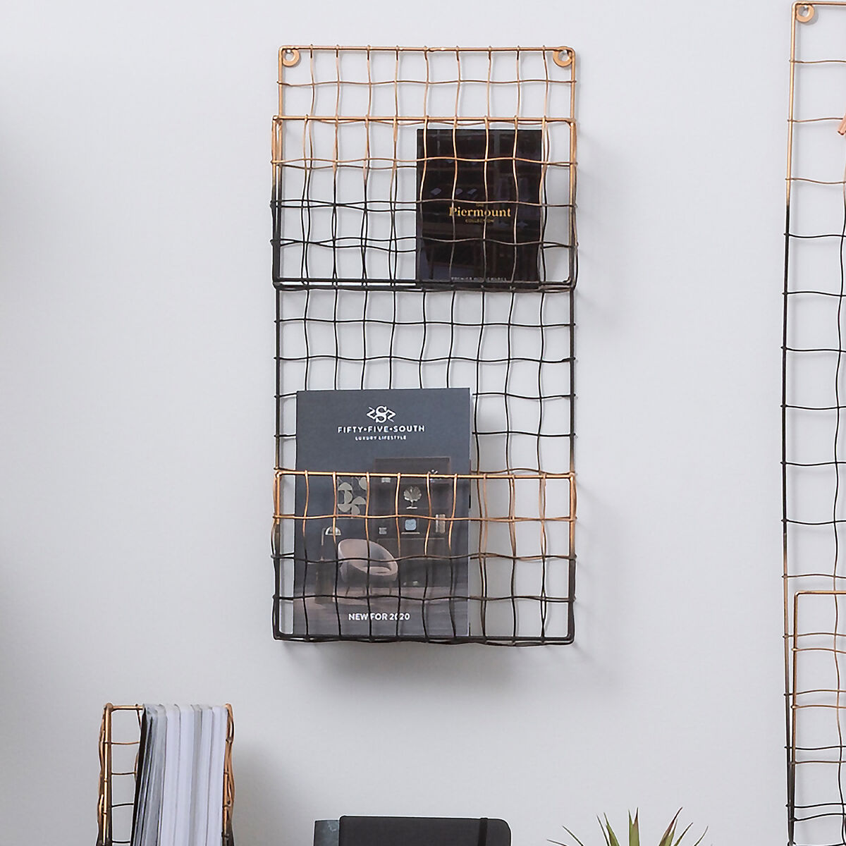 Mimo Wall Mount Magazine Rack