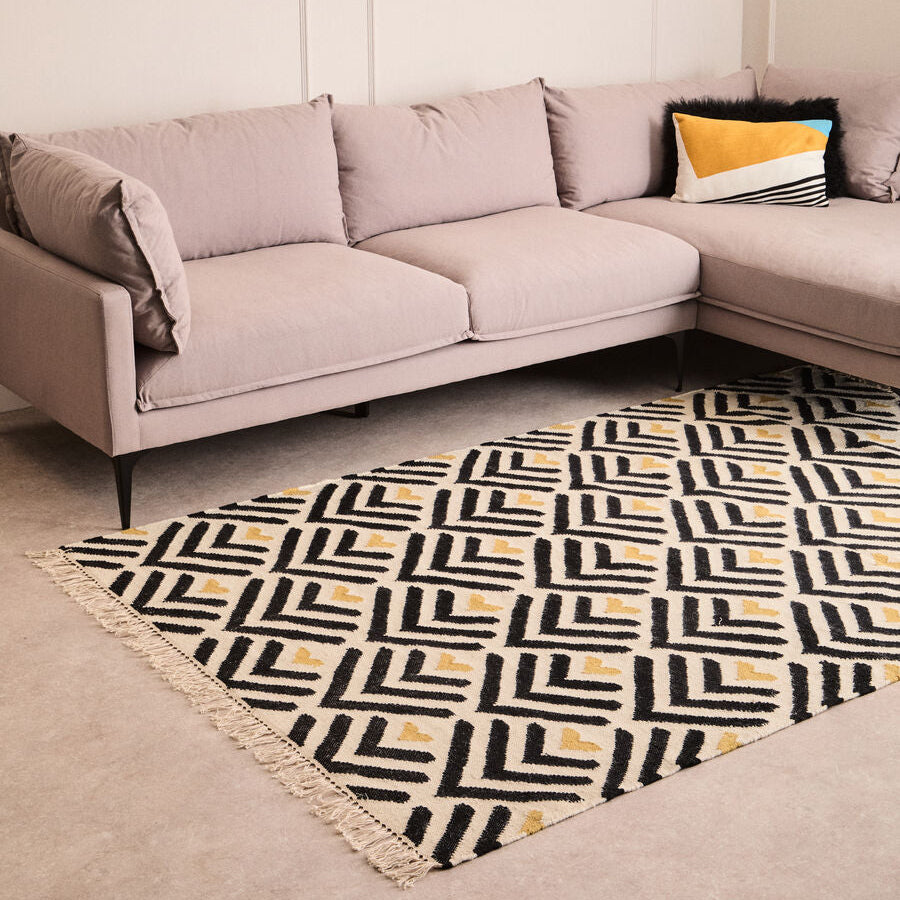 Bosie Large Takara Rug - image 2