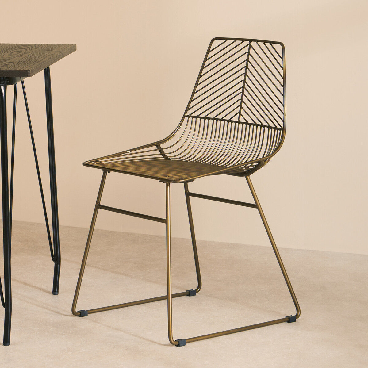 District Bronze Metal Wire Tapered Legs Chair