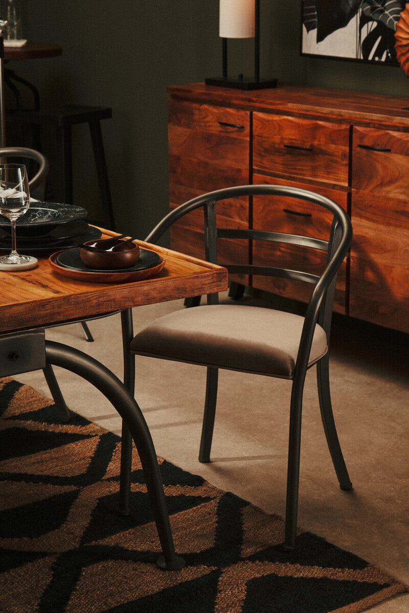 New Foundry Armchair With Curved Backrest