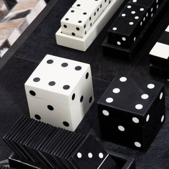 Churchill Games White and Black Dice Box with 5 Dice - Image 2