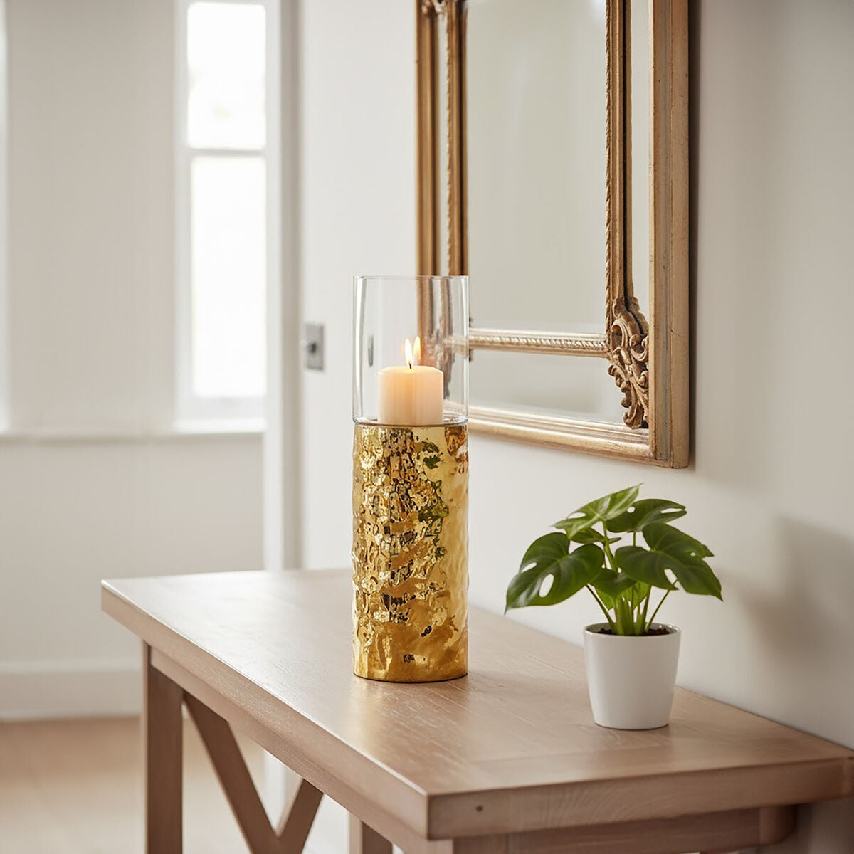 Martele Medium Pller Gold Candle Holder