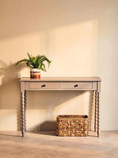 Sorrell Small Planter