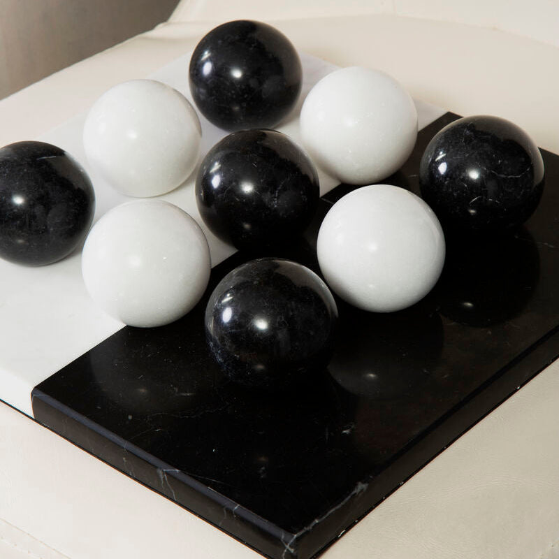 Flos Black And White Tic Tac Toe Marble Game - Image 2