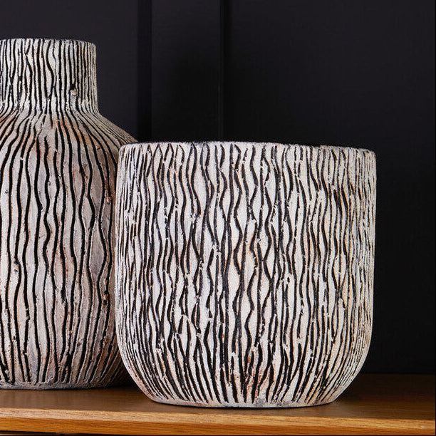 Arid Earthenware Planter - Image 2