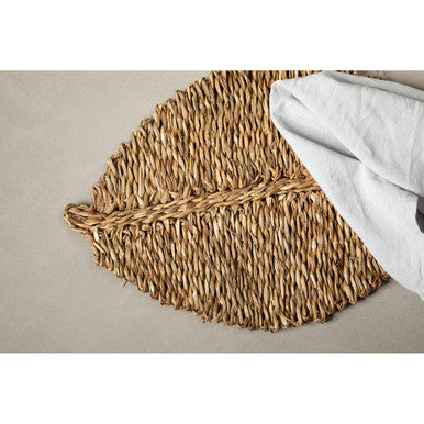 Bora Natural Seagrass Leaf Placemat