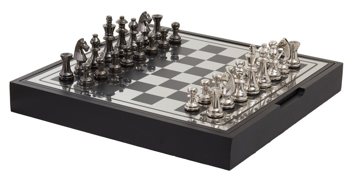 Churchill Games Black And Silver Chess Set