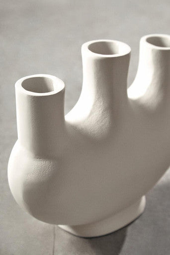 Hapax Small Cream Vase - Image 7
