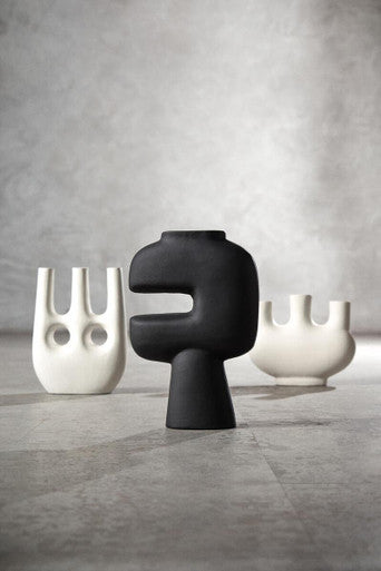 Hapax Small Cream Vase - Image 6
