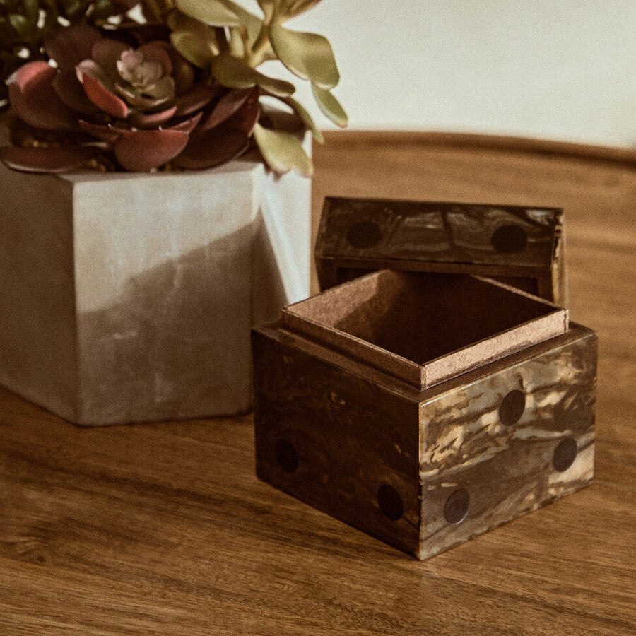 Churchill Games Brown And Black Finish Dice Box With Five Dice - Image 2