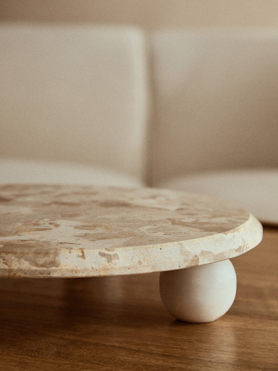 Santino Chocolate Marble Riser