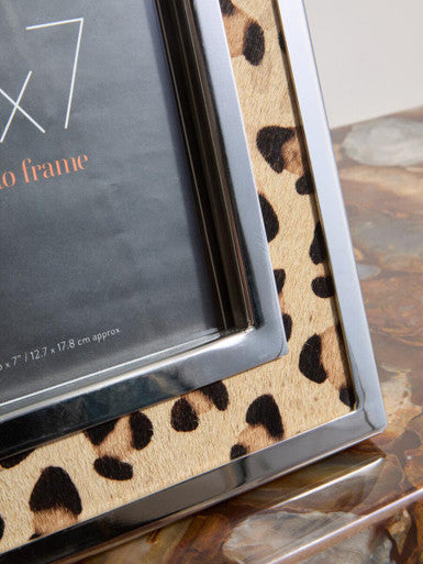 Kensington Townhouse 5 x 7 Leopard Design Photo Frame - Image 7