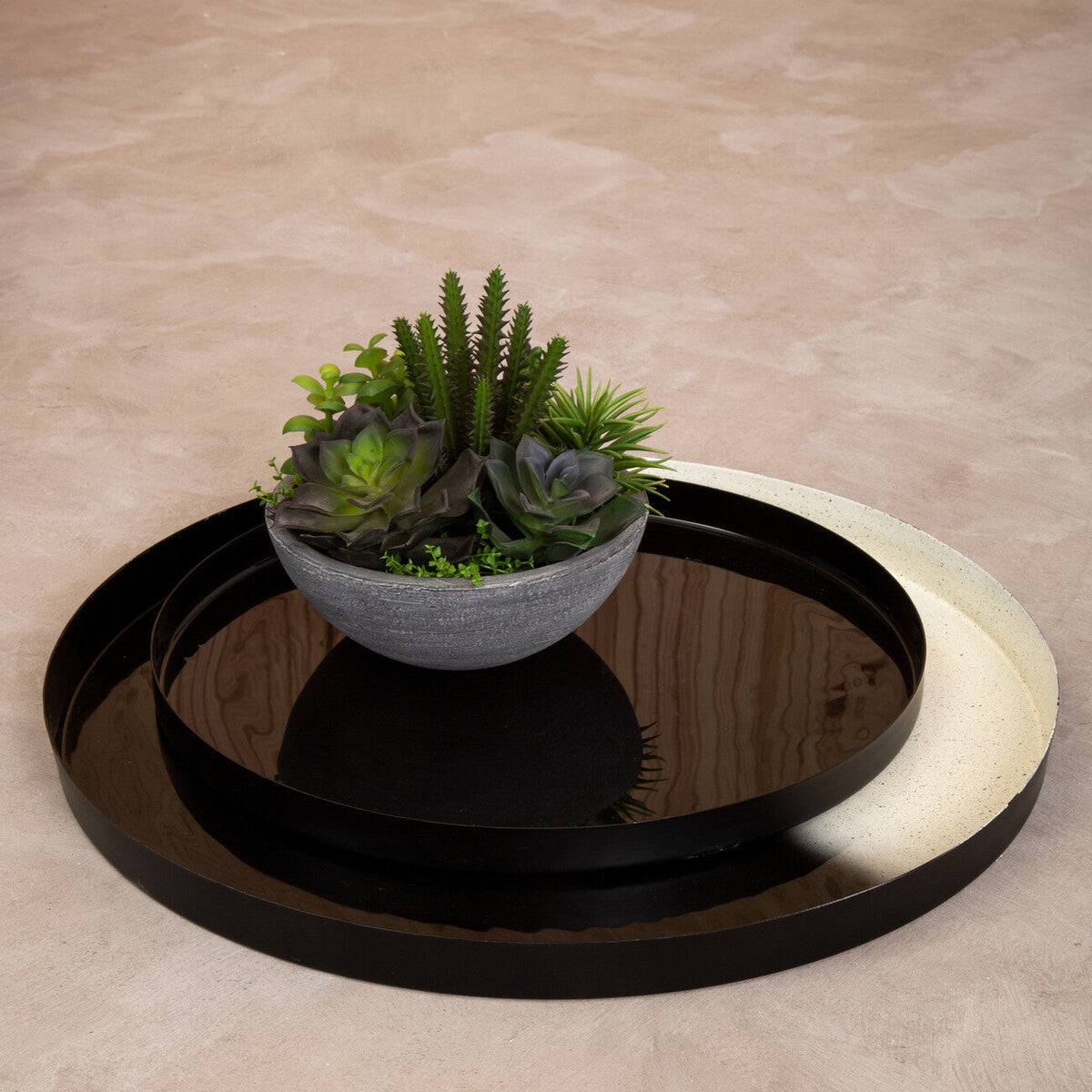 Ramus Set Of Two Black And White Ombre Trays - Image 2