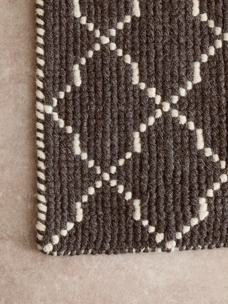 Bosie Kensington Townhouse Large Diamond Lattice Rug