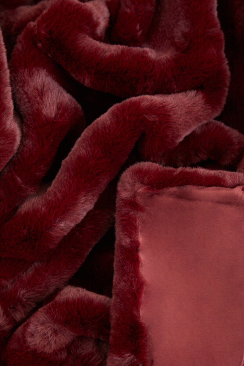 Bosie Lamina Red Wine Throw