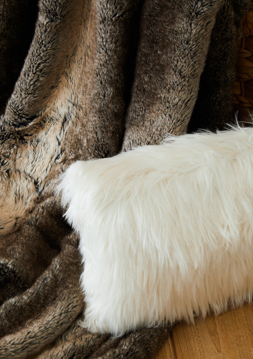 Bosie Lamina Mocha Ombre Fur Throw - Image 7