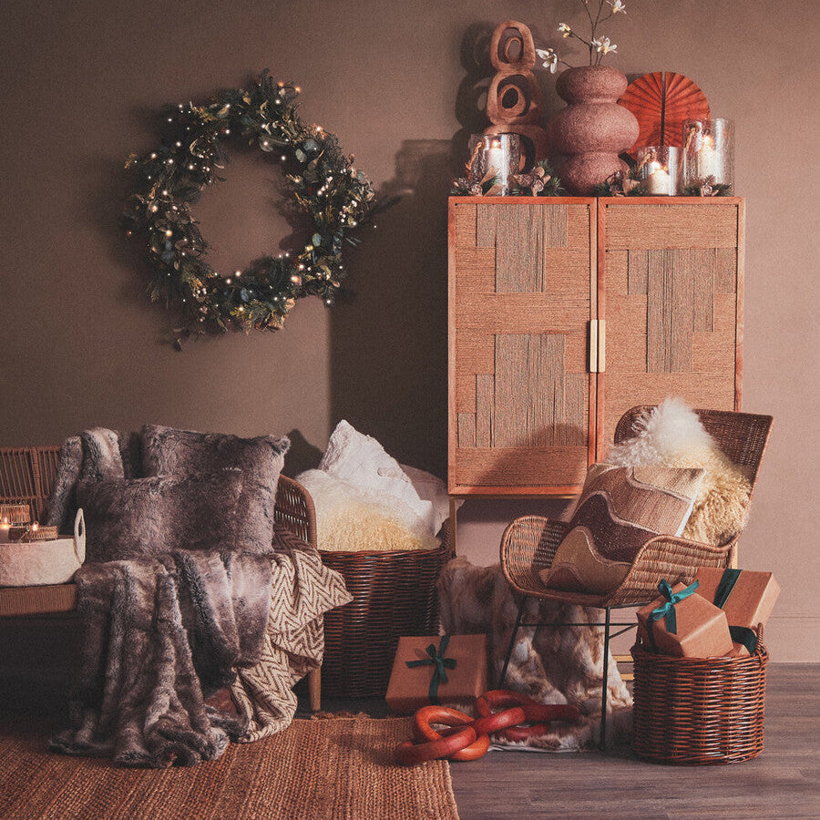 Bosie Lamina Mocha Ombre Square Fur Cushion - Image 2