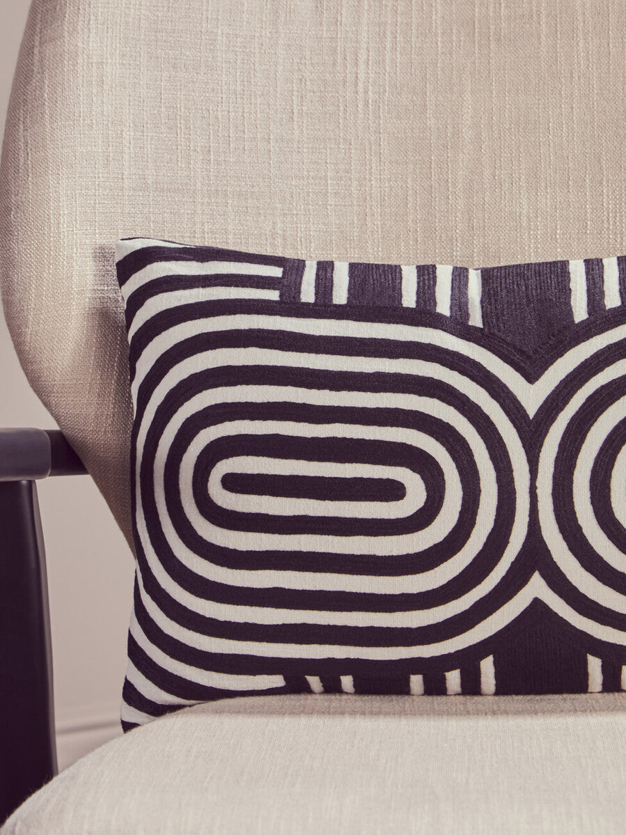 Bosie Ozella Black And White Cushion - Image 4