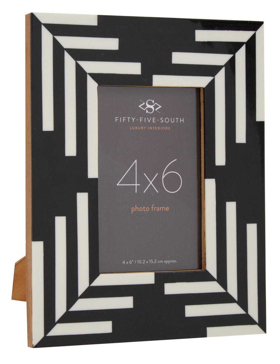 Donato 4In X 6In Black And White Stripe Photo Frame - Image 1