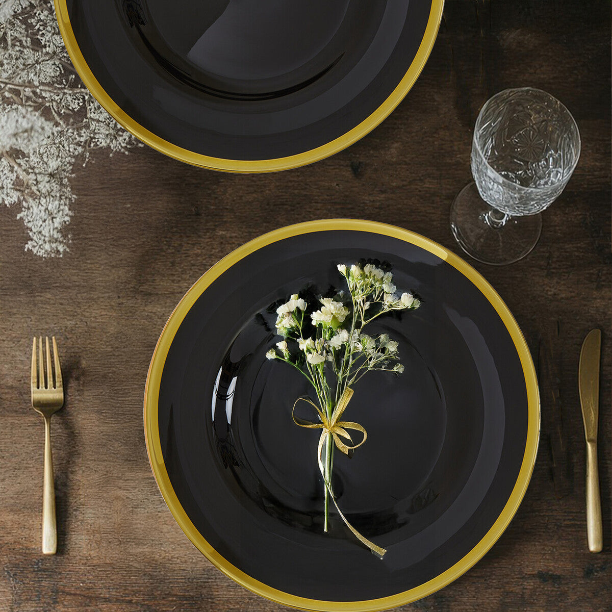 Set of Four Ida 33cm Dia Black Glass Charger Plates