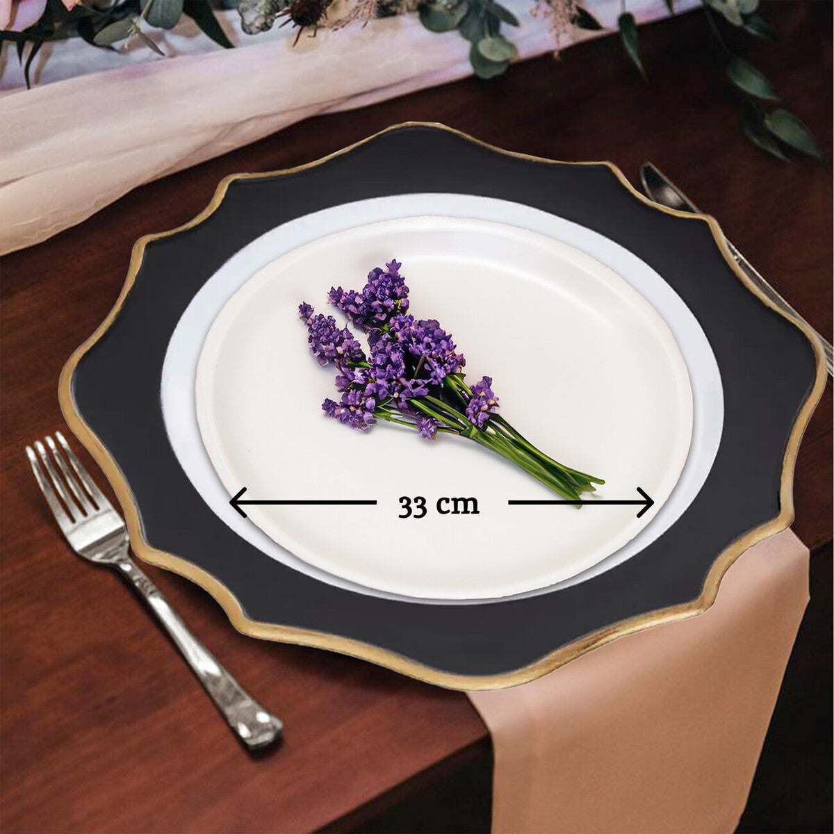 Set of 4 33cm Dia White and Black Round Charger Plates