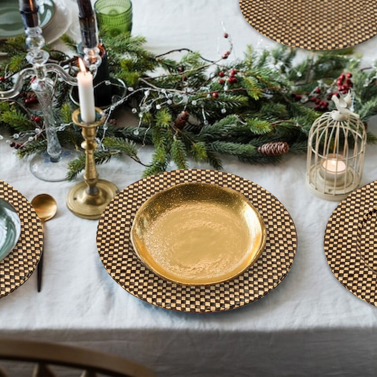 Set of Four 33cm Dia Pandanus Black and Natural Charger Plates
