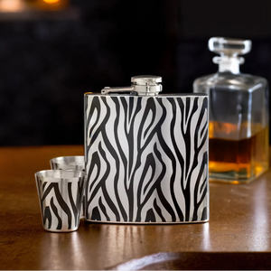 Zebra  Hip Flask And Shot Glasses Set | Auden