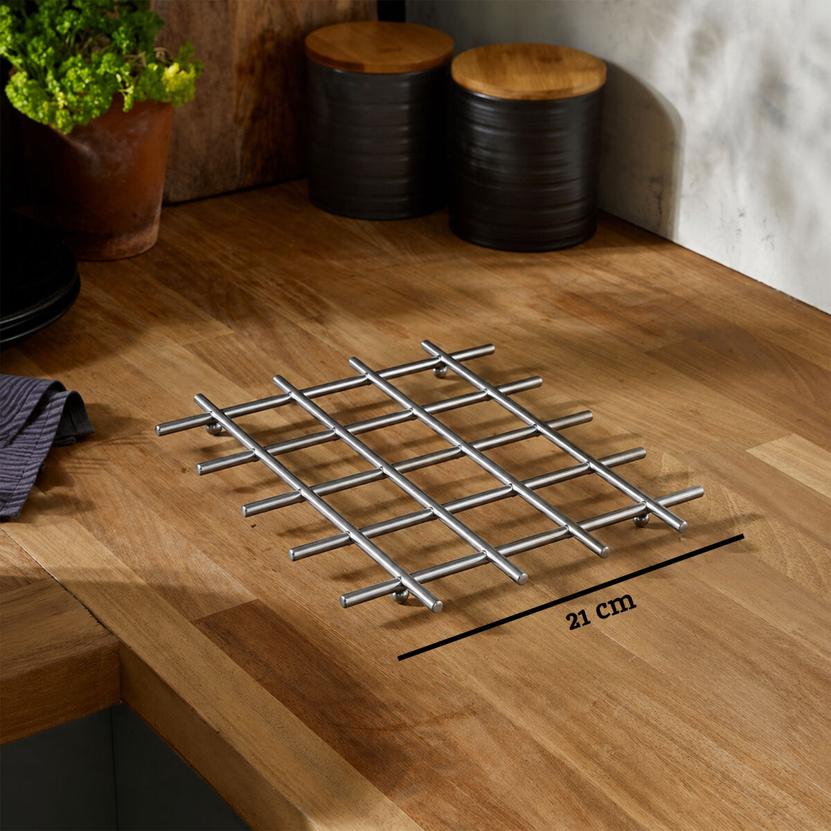 Jude Heavy Chrome Wire Trivet