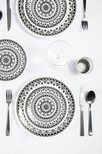 Maya 12 Piece Black And White Dinner Set