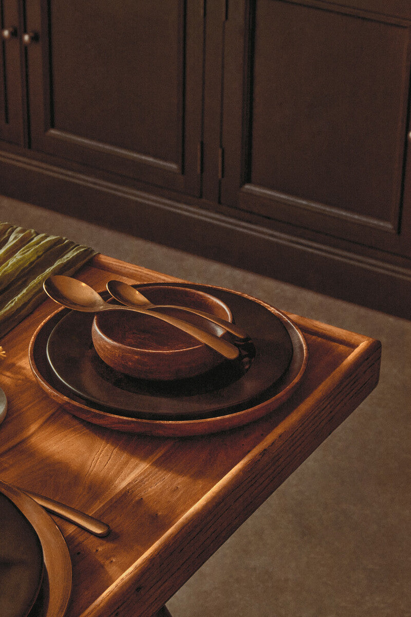 Hygge Black Stoneware Dinner Plate