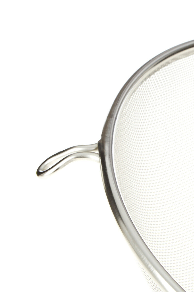 Zenigo Large Sieve With Wooden Handle
