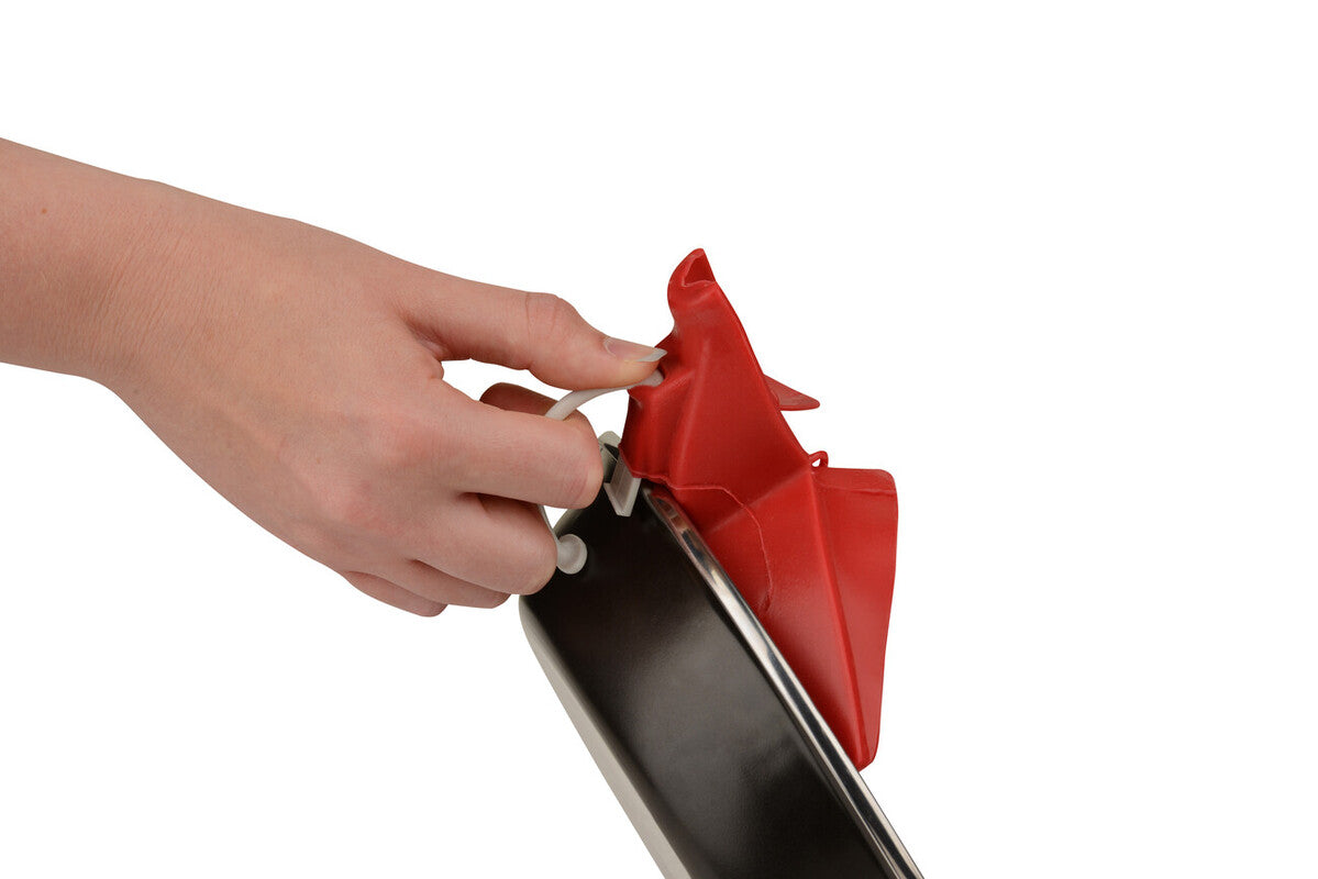 Hanson Red Grease Pouring Spout