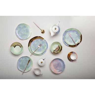 Avie 16 Piece Pink And Gold Finish Cutlery Set