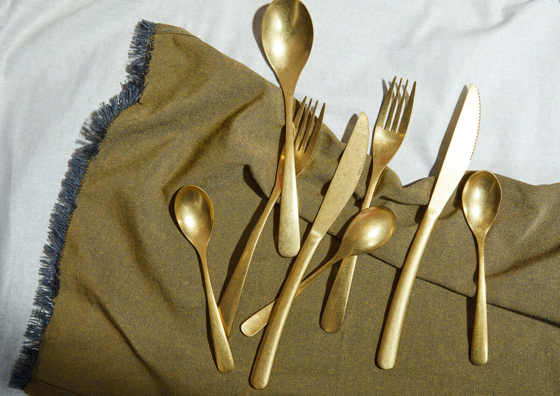 Avie 16 Piece Antique Gold Finish Cutlery Set