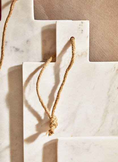 Kindia Medium White Marble Paddle Chopping And Serving Board