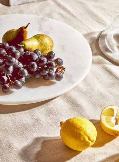 Kindia Round White Marble Chopping and Serving Board