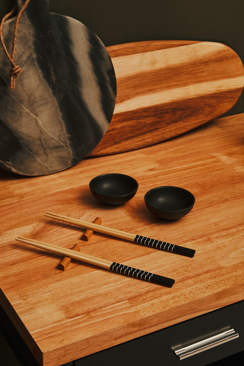 Kora Acacia Oval Serving And Chopping Board