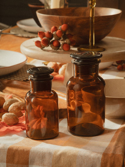 Apothecary Amber Glass Small Reagent Bottle with Lid 250ml