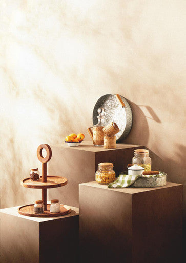 Luca Square 1550Ml Glass Jar With Wooden Lid