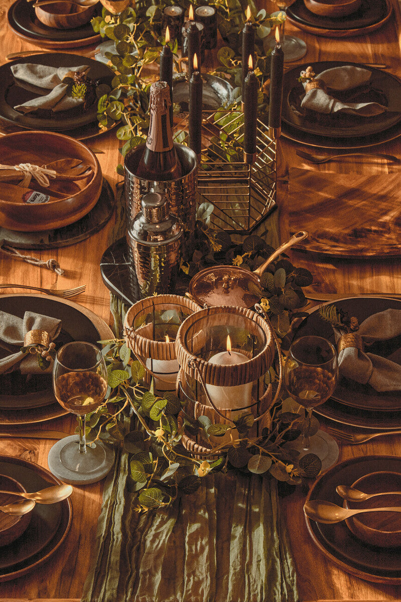 33cm Dia Flat Gold Decorative Charger Plate