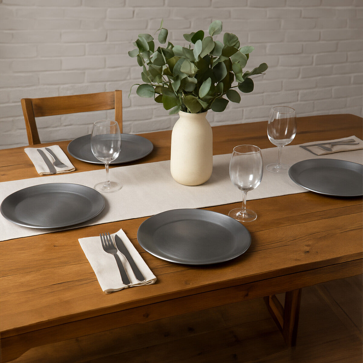 Paxton Silver Coupe Charger Plate