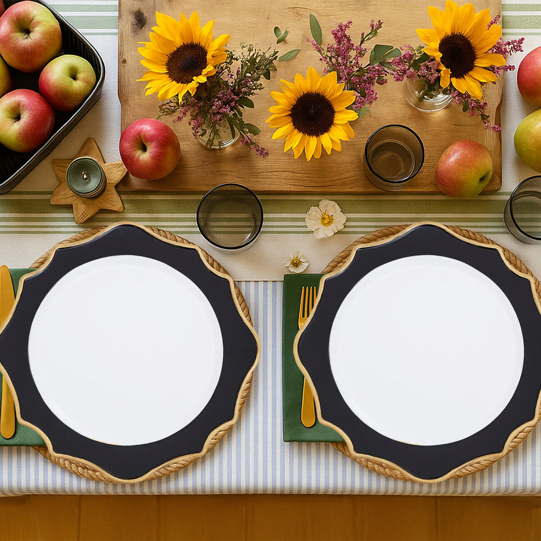 Dia White And Black Scalloped Charger Plate