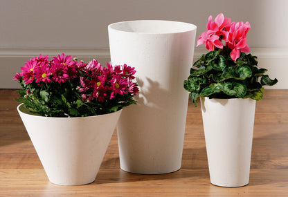 White Polyresin Round Edged Vase